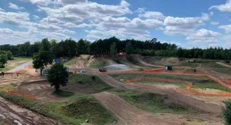 Orneta tor motocross